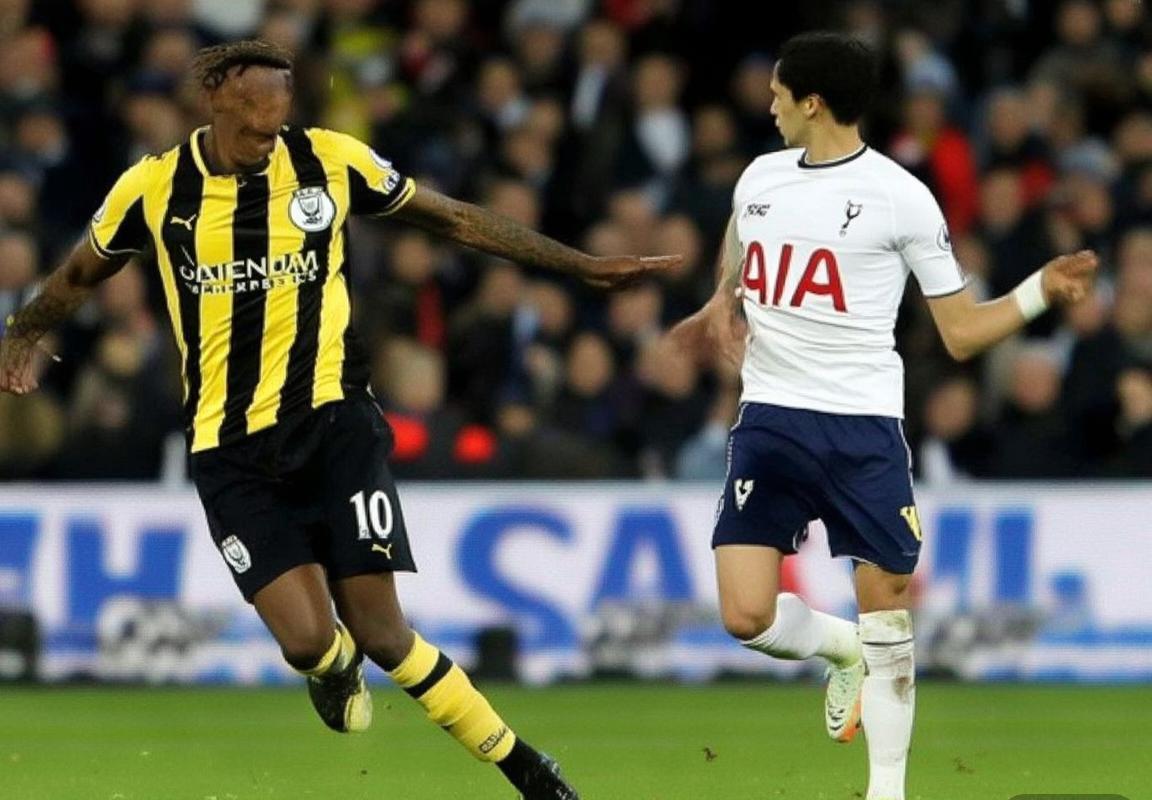 英超联赛积分榜更新：曼城险胜紧追榜首，热刺平局争四遇阻